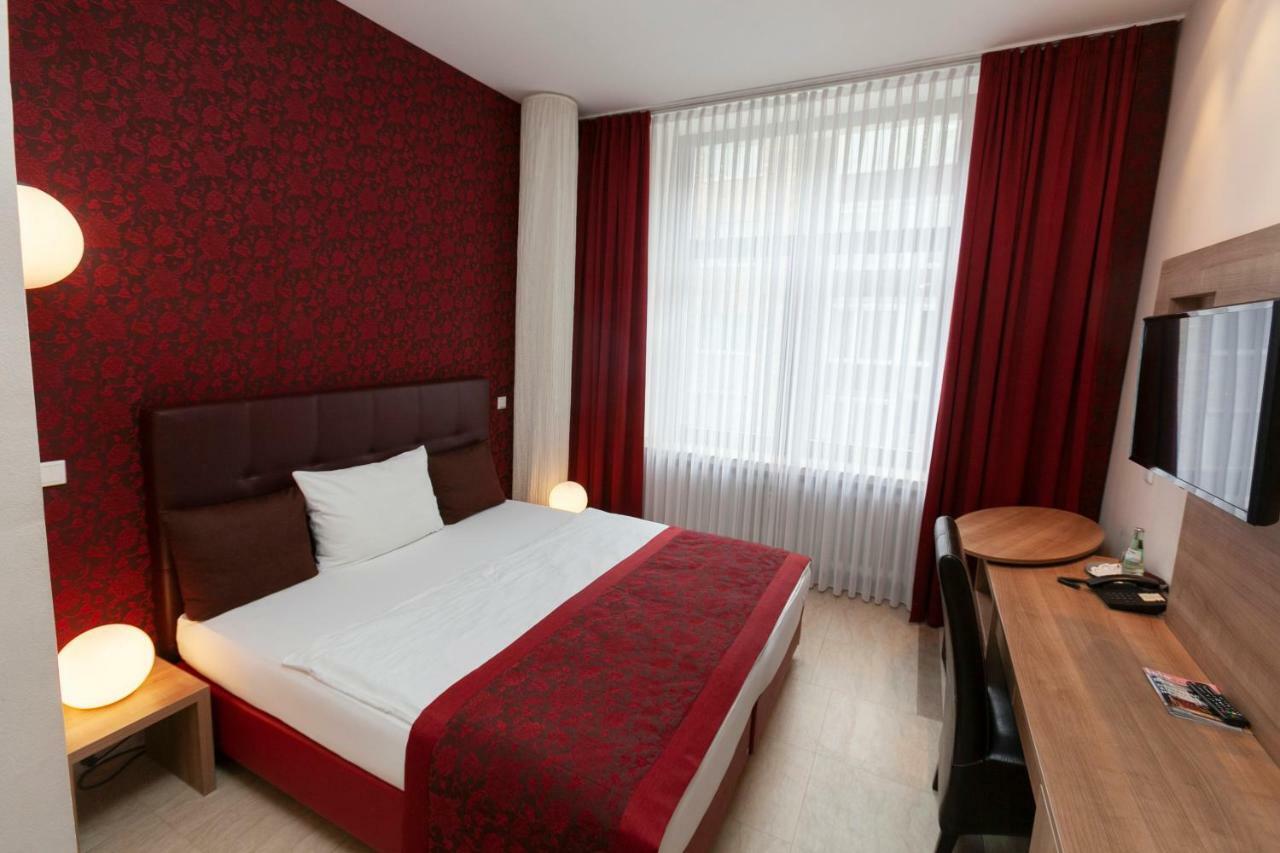 Hotel Prinz Anton Dusseldorf Exterior photo
